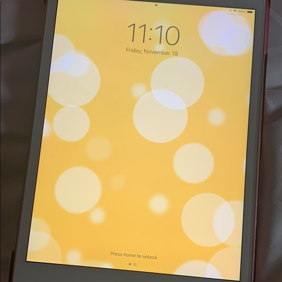 Gold Ipad Mini (5th generation)